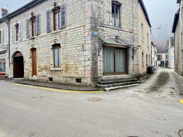 Maison vente à Vesoul, Gy