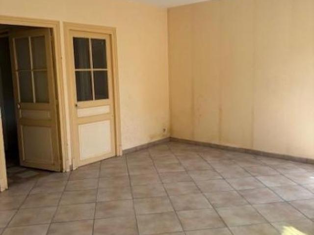 Maison vente à Montargis, Gy-les-nonains