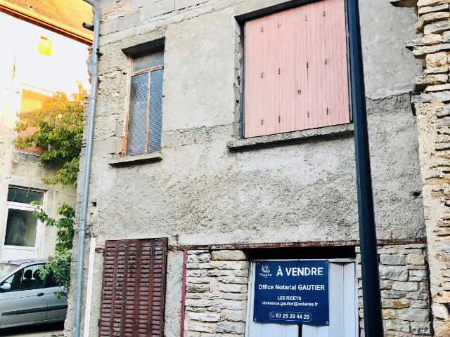 Maison vente à Auxerre, Bourgogne-Franche-Comté