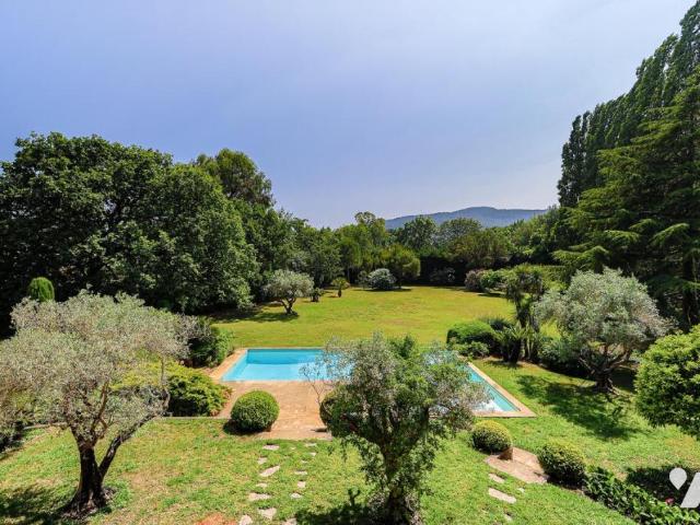 Maison vente à Arrondissement de Toulon, Hyères