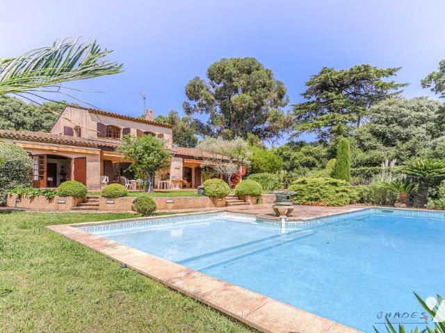 Maison vente à Arrondissement de Toulon, Hyères