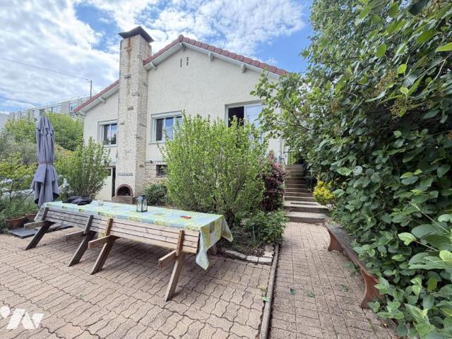 Maison vente à Dijon, Lamarche-sur-saône