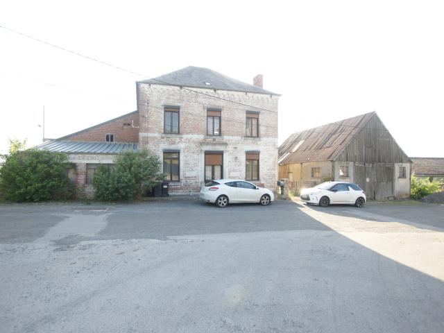 Maison vente à Avesnes-sur-Helpe, Larouillies
