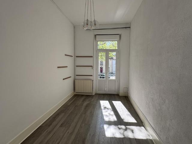 Maison vente à Nérac, Lavardac