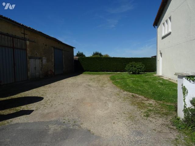 Maison vente à Montmorillon, Leignes-sur-fontaine