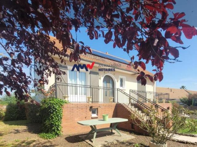 Maison vente à La Flèche, Louailles