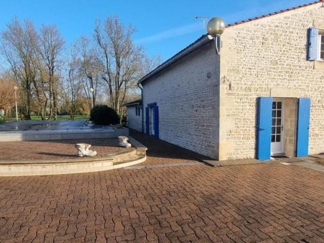 Maison vente à Niort, Magné