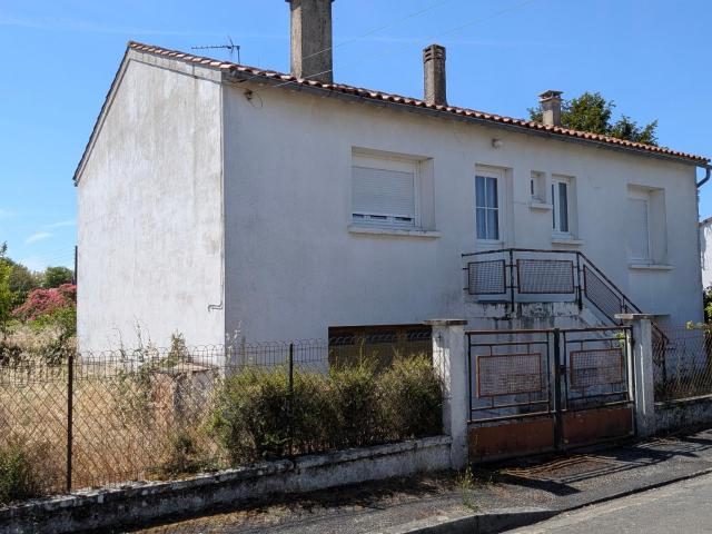 Maison vente à Niort, Mauzé-sur-le-mignon
