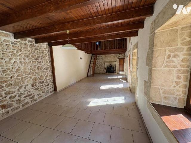 Maison vente à Niort, Mellé