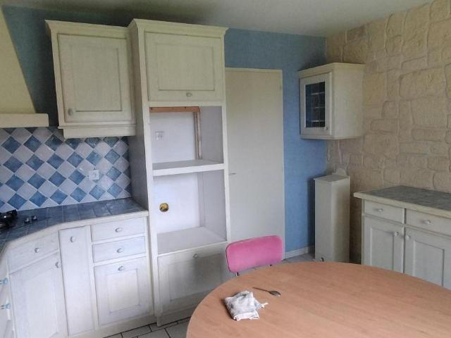 Maison vente à Niort, Mellé