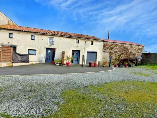 Maison vente à Fontenay-le-Comte, Monsireigne