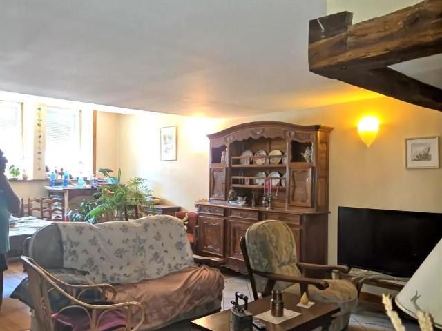 Maison vente à Lons-le-Saunier, Bourgogne-Franche-Comté