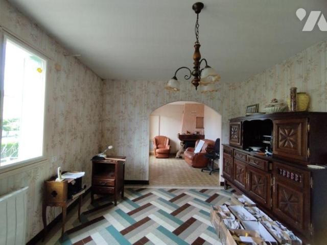 Maison vente à La Châtre, Montgivray