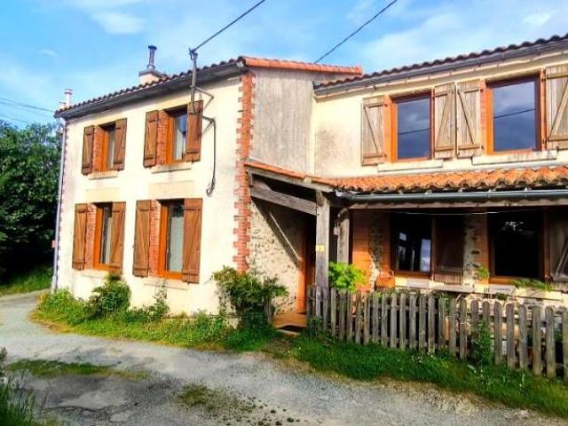 Maison vente à Fontenay-le-Comte, Montournais