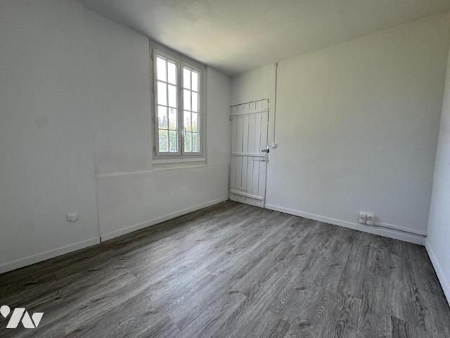 Maison vente à Lisieux, Moyaux