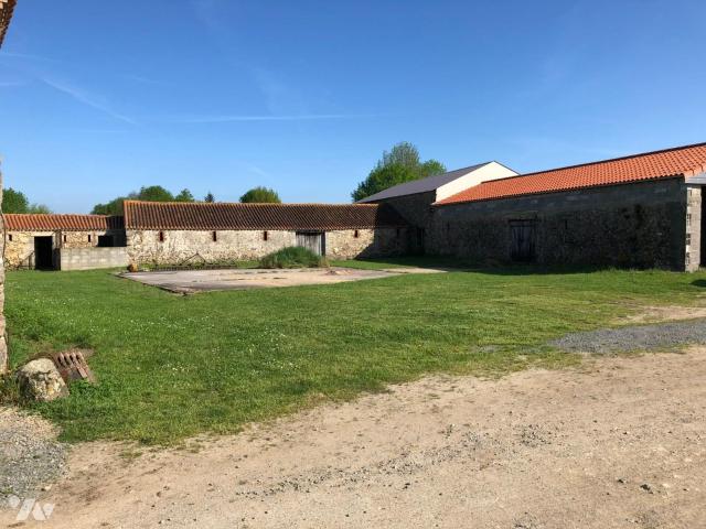 Maison vente à Bressuire, Nueil-les-Aubiers