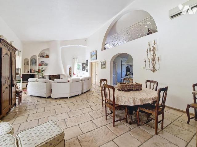 Maison vente à Grasse, Opio
