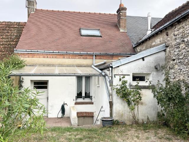Maison vente à Oucques-la-Nouvelle, Loir-et-Cher