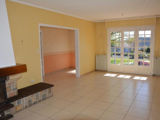 Maison vente à Arras, Pernes