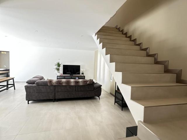 Maison vente à Besançon, Pirey