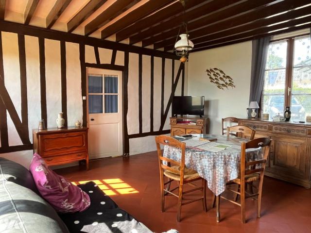 Maison vente à Bernay, Plasnes