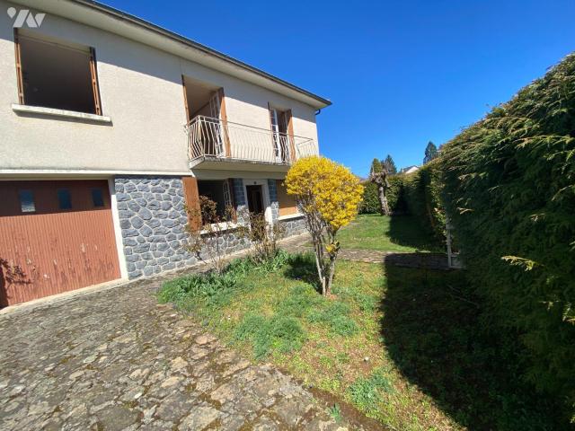 Maison vente à Mauriac, Pleaux