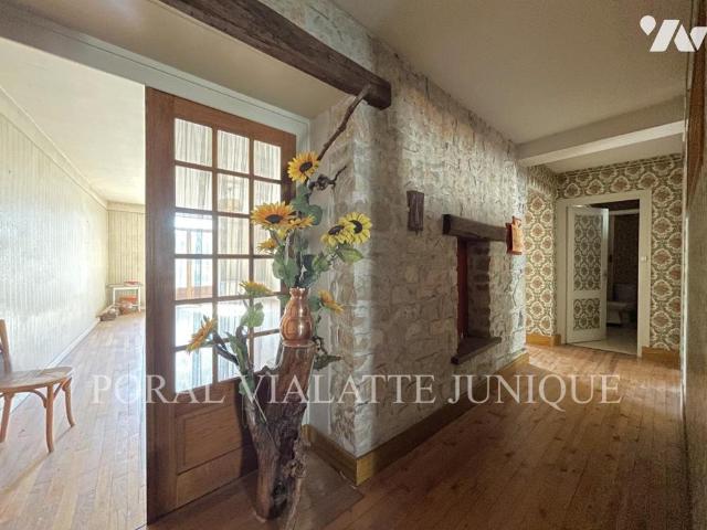 Maison vente à Nantua, Poncin