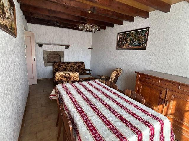 Maison vente à La Châtre, Pouligny-notre-dame