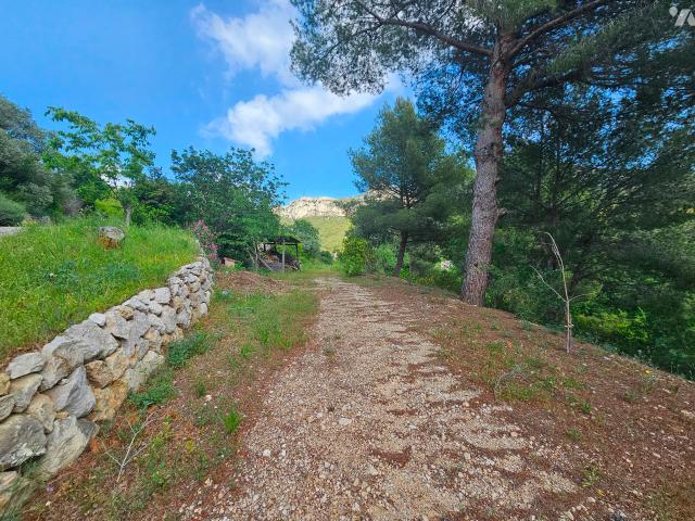 Maison vente à Marseille, Roquevaire