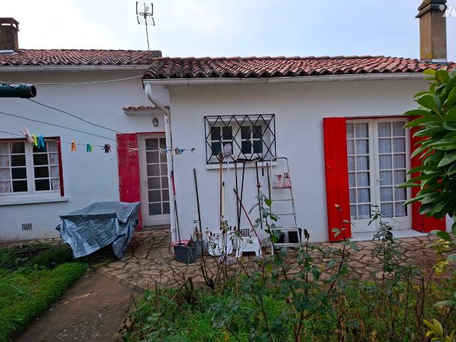 Maison vente à Angoulême, Ruelle-sur-touvre