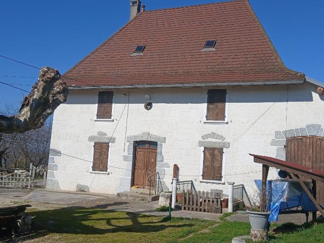 Maison vente à Chambéry, Saint-béron