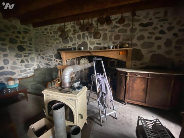 Maison vente à Mauriac, Saint-chamant