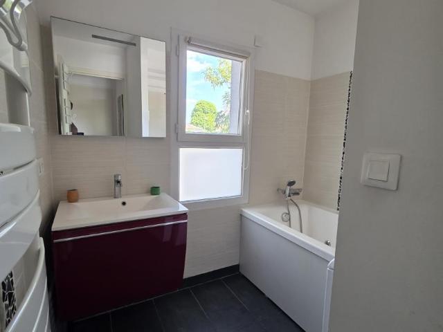 Maison vente à Nanterre, Saint-cloud