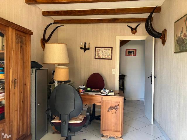Maison vente à Saint-Jean-d'Angély, Saint-georges-de-longuepierre
