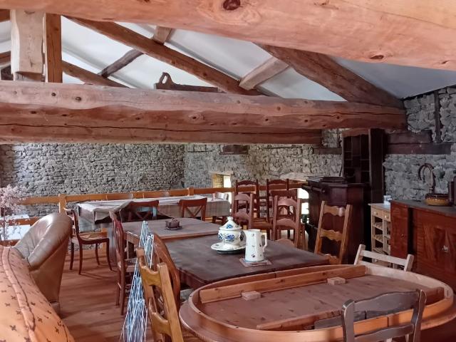 Maison vente à Montbrison, Saint-georges-en-couzan
