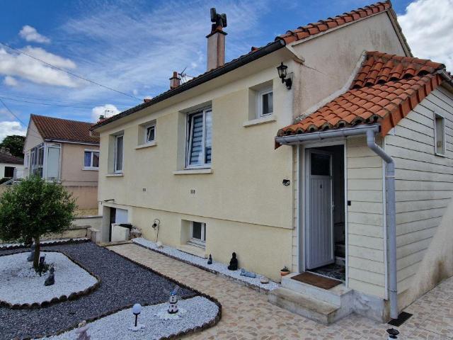 Maison vente à Bressuire, Saint-jean-de-thouars