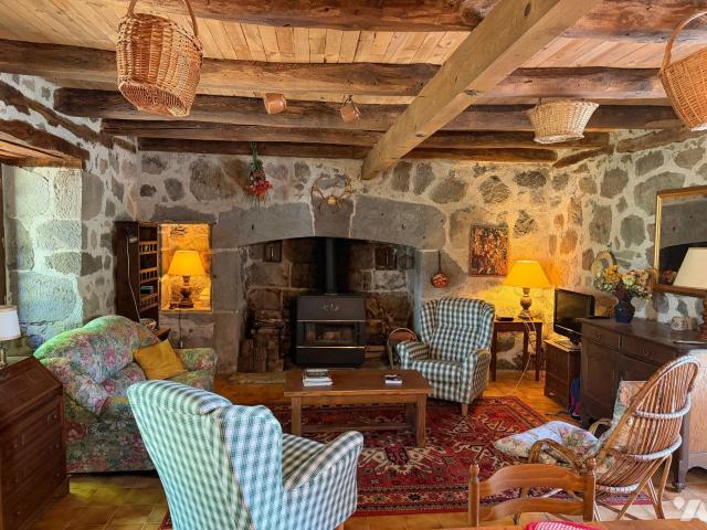 Maison vente à Mauriac, Saint-martin-valmeroux