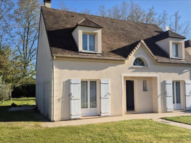 Maison vente à Fontainebleau, Saint-pierre-lès-nemours