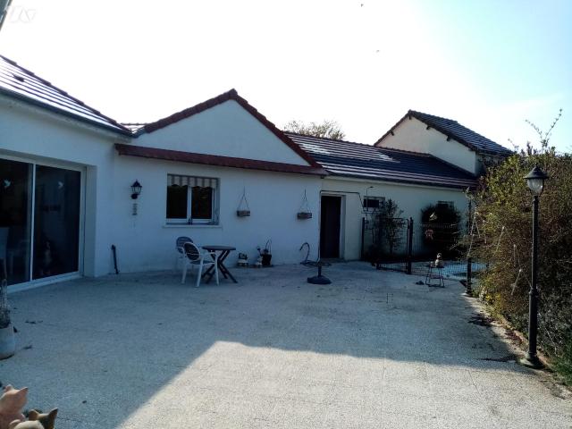 Maison vente à Nevers, Saint-saulge