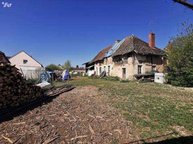 Maison vente à Beaune, Saint-usage