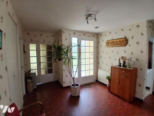 Maison vente à Argentan, Saires-la-verrerie