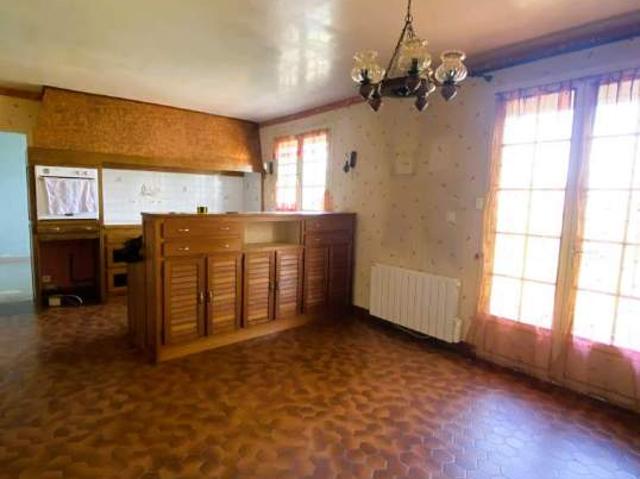 Maison vente à Compiègne, Salency