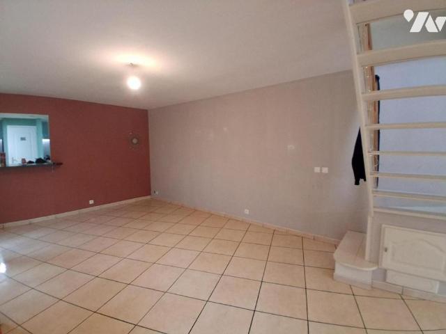 Maison vente à Saint-Quentin, Serain