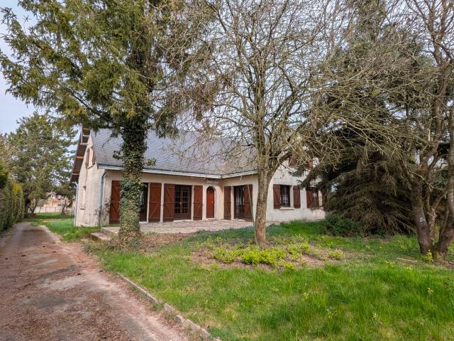 Maison vente à Vouziers, Sugny