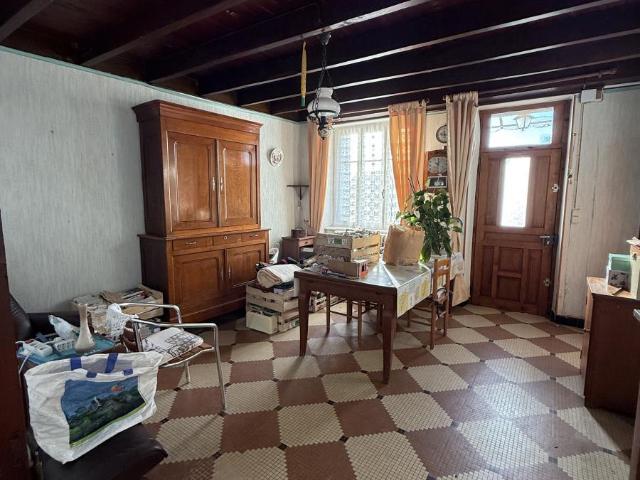 Maison vente à Avranches, Tanis