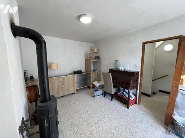 Maison vente à Nîmes, Tavel