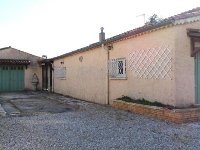Maison vente à Brignoles, Tavernes