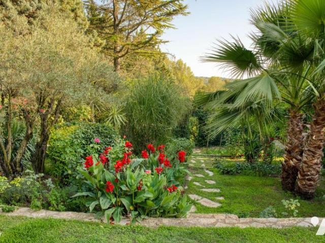 Maison vente à Aix-en-Provence, Le Tholonet