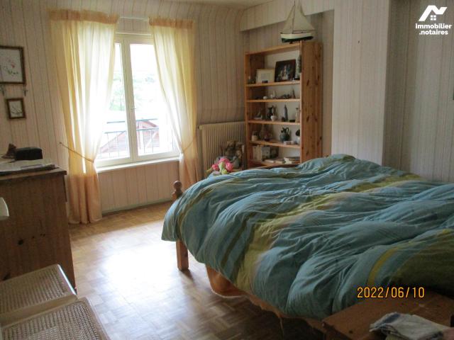 Maison vente à Vouziers, Toges