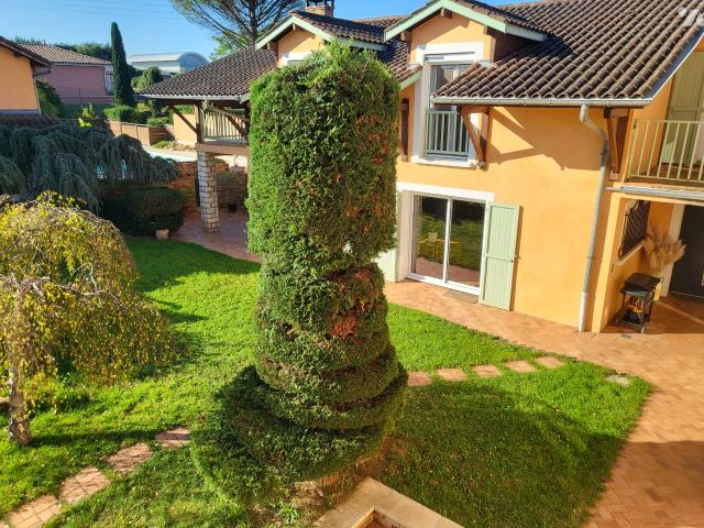 Maison vente à Bourg-en-Bresse, Toussieux